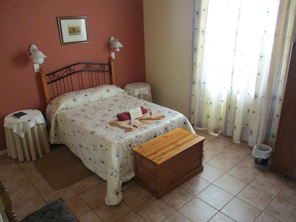 Van Rhyn Guest House Vanrhynsdorp Экстерьер фото