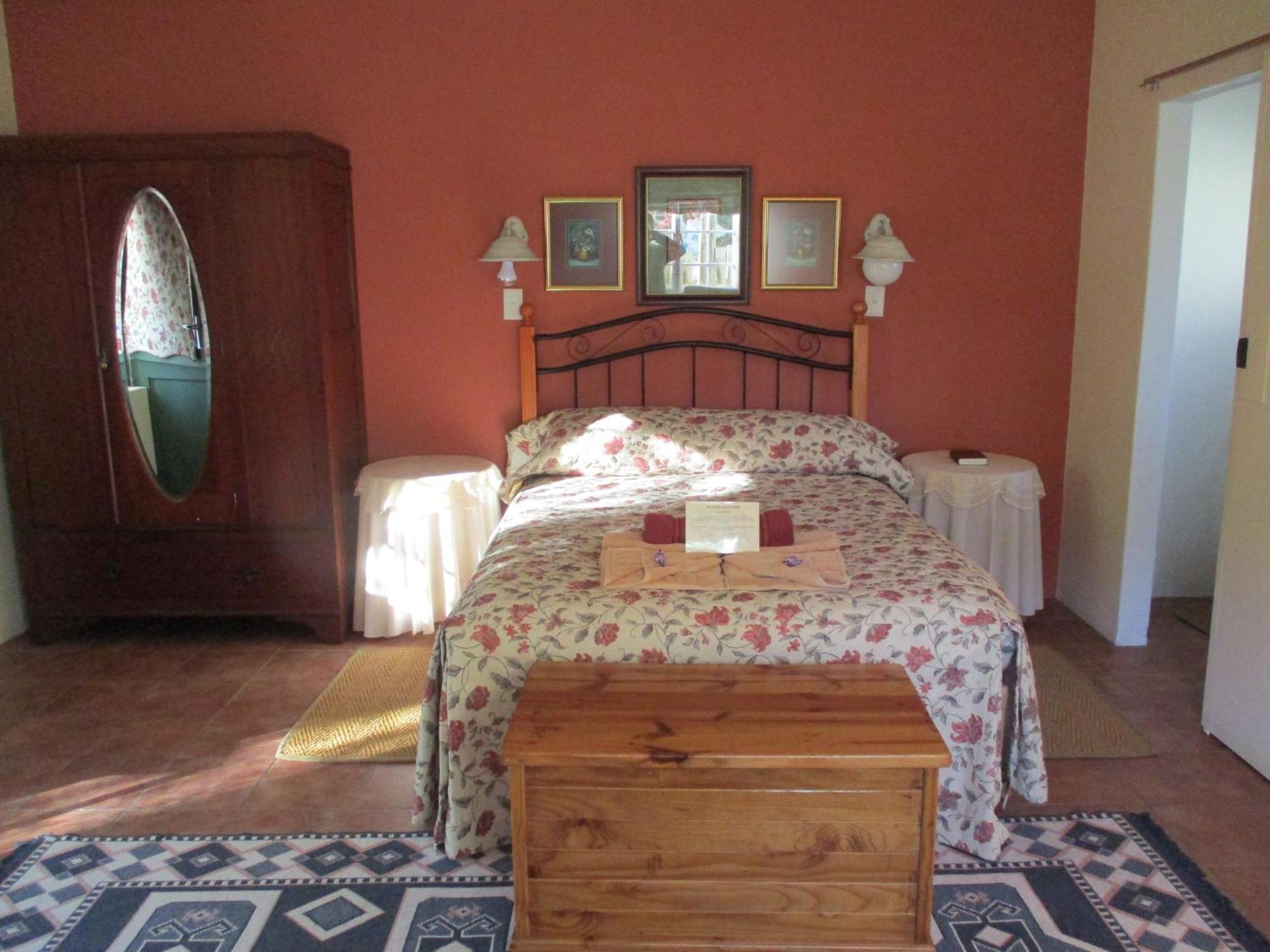 Van Rhyn Guest House Vanrhynsdorp Экстерьер фото