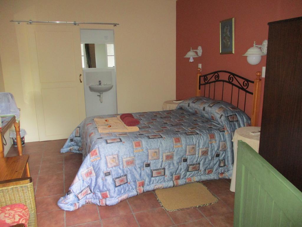 Van Rhyn Guest House Vanrhynsdorp Экстерьер фото