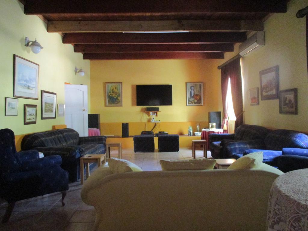 Van Rhyn Guest House Vanrhynsdorp Экстерьер фото